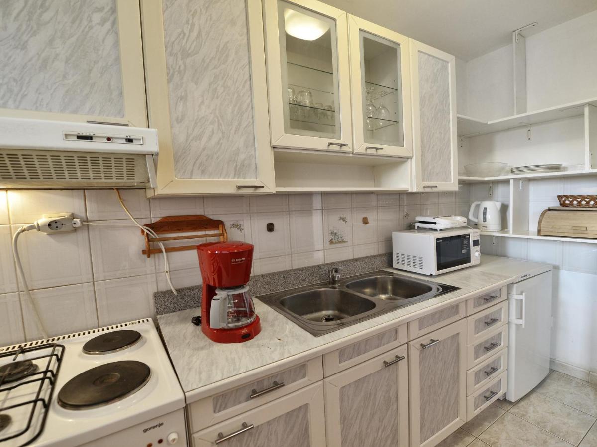פורץ Apartman Kuki מראה חיצוני תמונה