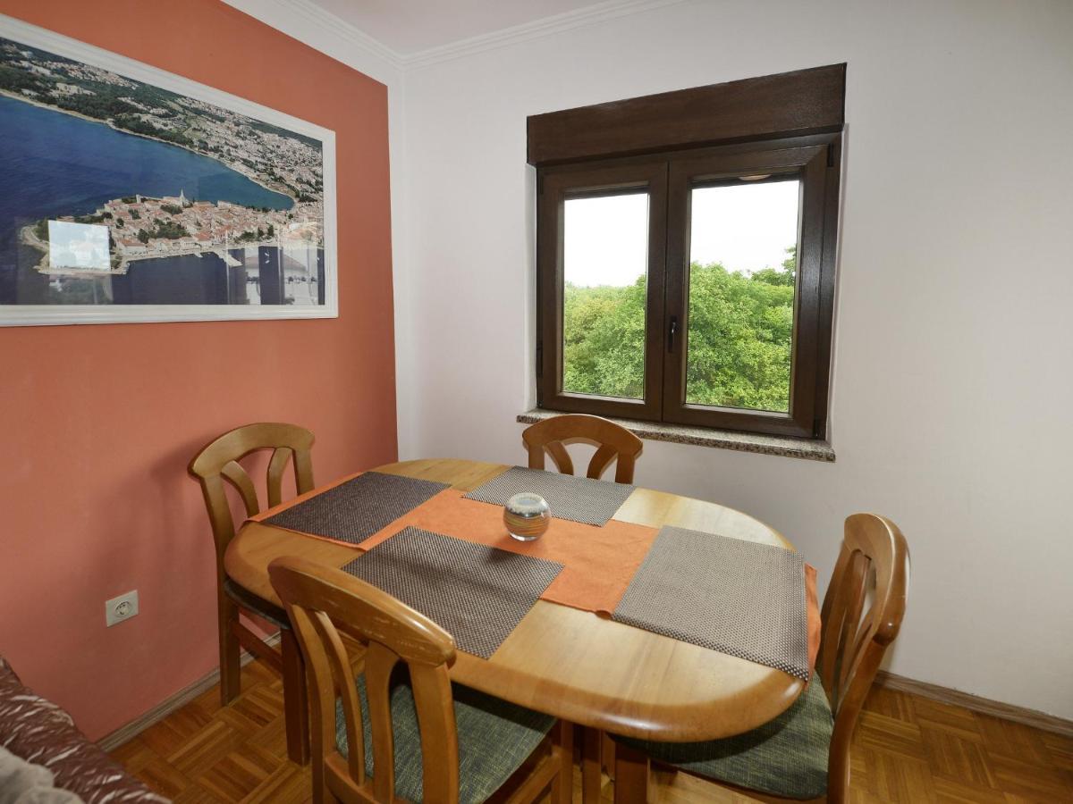 פורץ Apartman Kuki מראה חיצוני תמונה