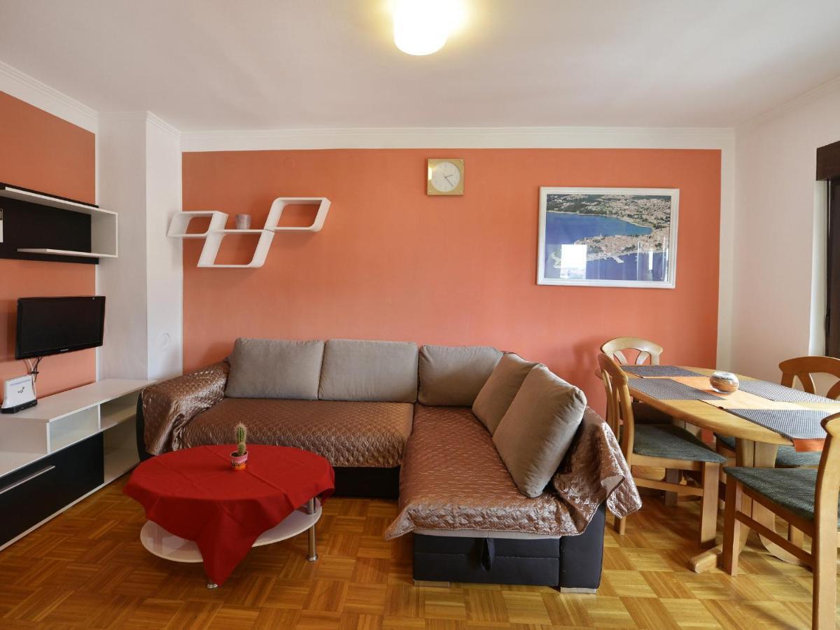 פורץ Apartman Kuki מראה חיצוני תמונה